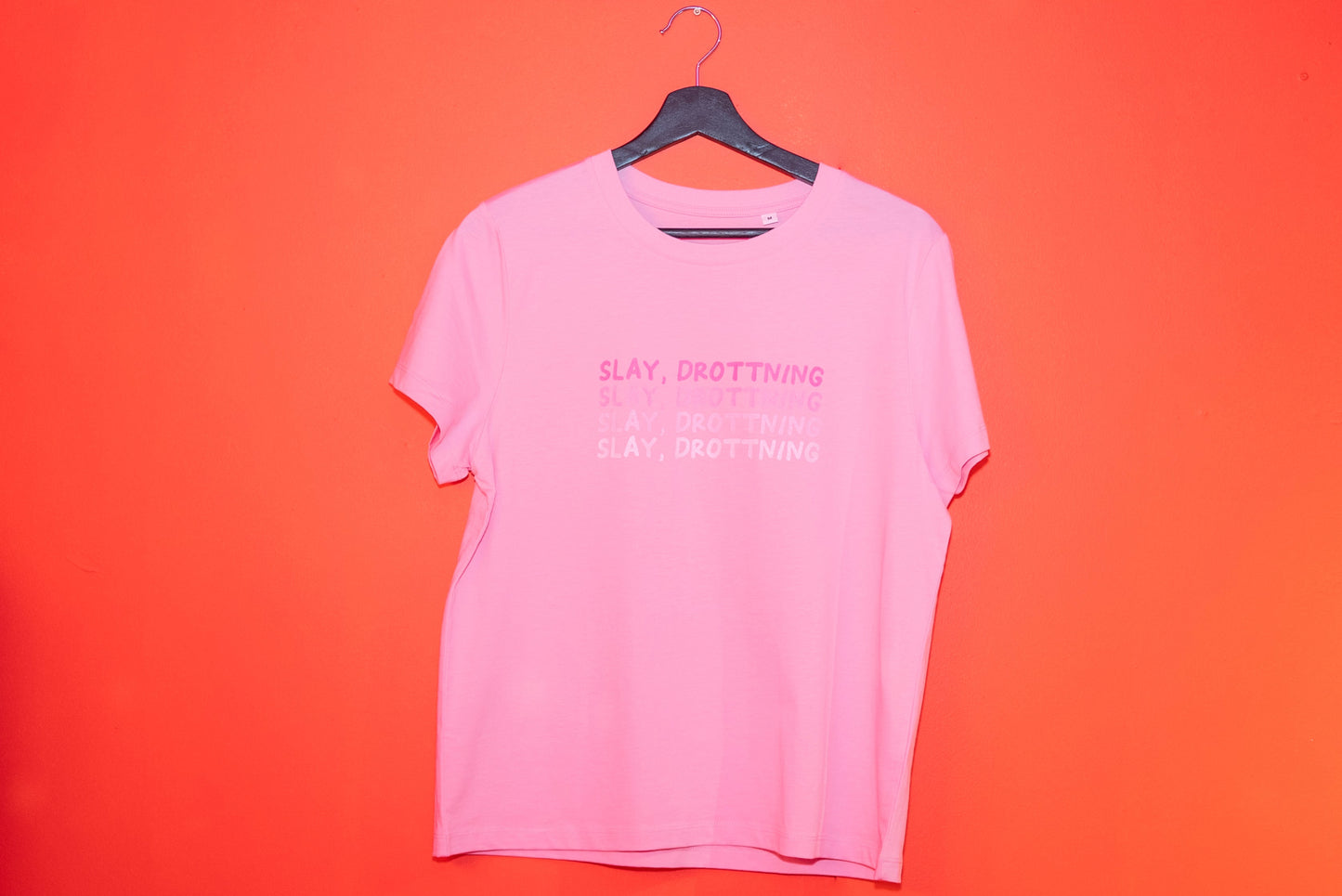 Drottningar – Barnabolir bleikir