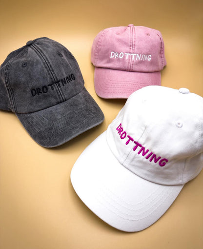 Drottningar – Derhufa Svört